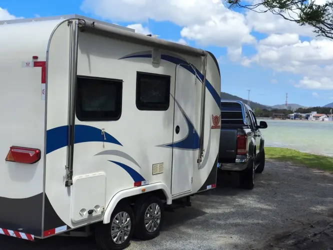 Vendo Trailer Apolo Young 32