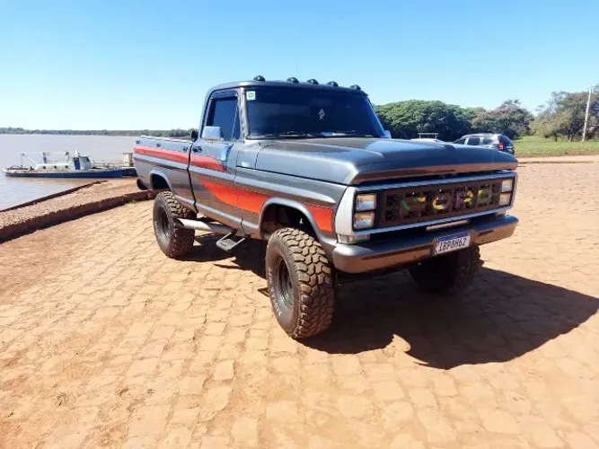 Ford F-1000 S. S. Diesel / S.s. Diesel Turbo 1990