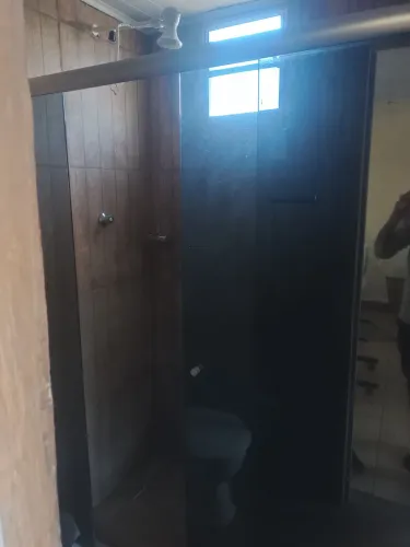 Vendo box de banheiro 120 de altura 150 de comprimento 