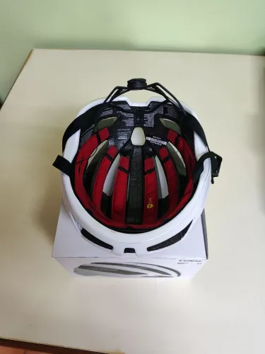 Capacete Trek velocis Mips Road M