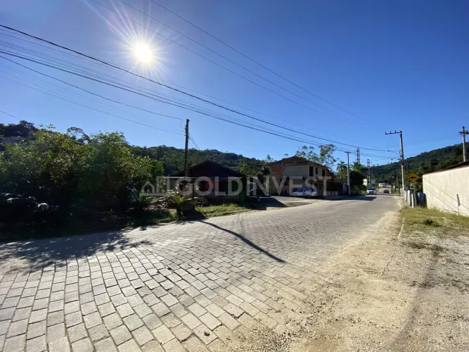 Terreno com 680 m² no Bairro Imigrantes em Guabiruba todo plano a 4 km de Brusque