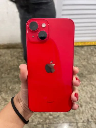 Vendo iPhone 14 vermelho