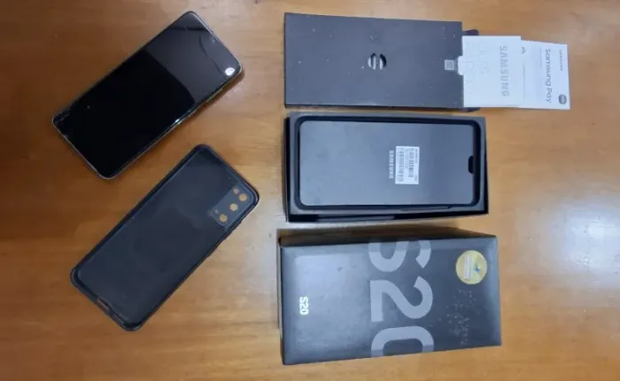 Samsung S20 - Usado precisa trocar a tela