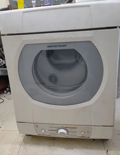 Secadora de roupas 10 kg Brastemp 