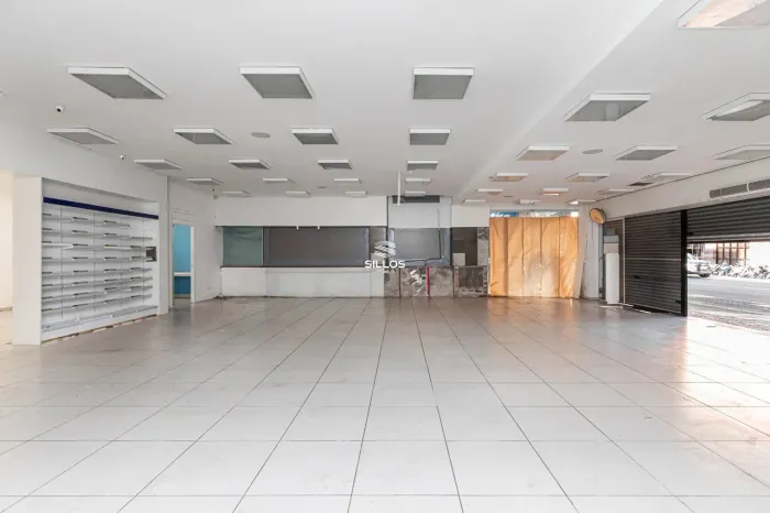 Loja com 405 m² para alugar no Centro de Curitiba