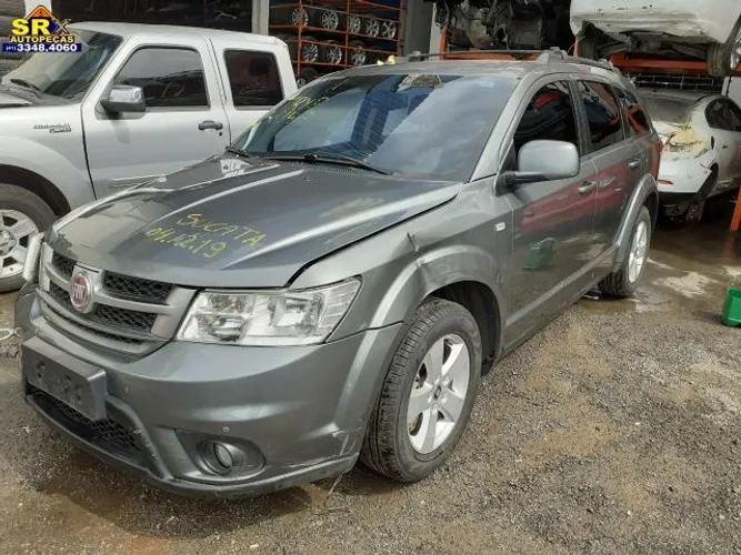 Sucata Fiat Freemont 12 para retirada de peças