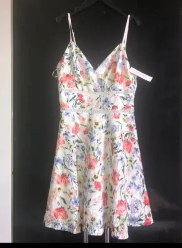 Vestido Floral Branco