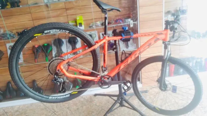 Bicicleta First aro 29 T.17
