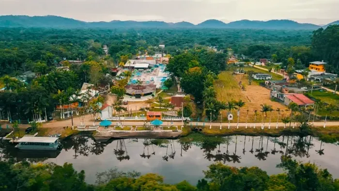 Loteamento em Iguape com Parque Aquático