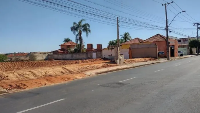 Área à venda, 1540 m² por R$ 3.000.000,00 - Jardim dos Seixas - São José do Rio Preto/SP