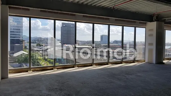 Santo Cristo | Andar