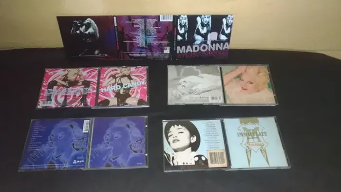 Dvd banda Calypso, original, vários, bom estado, envio qq local. E outros.
