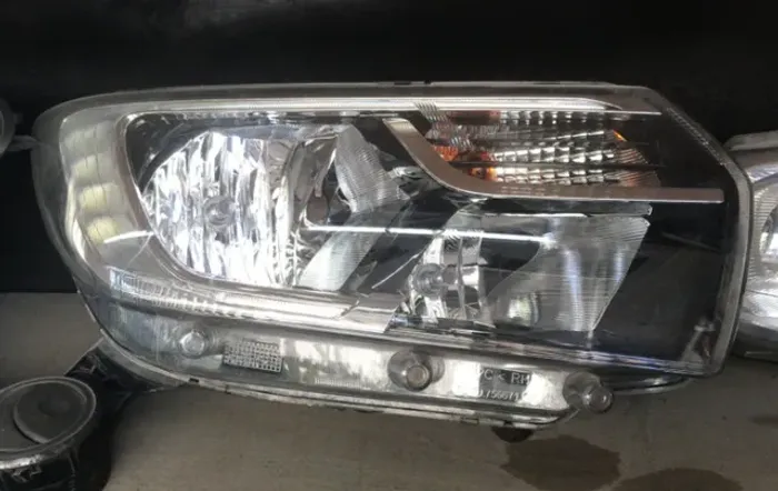 Farol Direito Renault Sandero Logan 2020 C Led