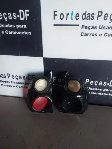 Par Moldura Da Lanterna Da Pajero Sport 2003/10