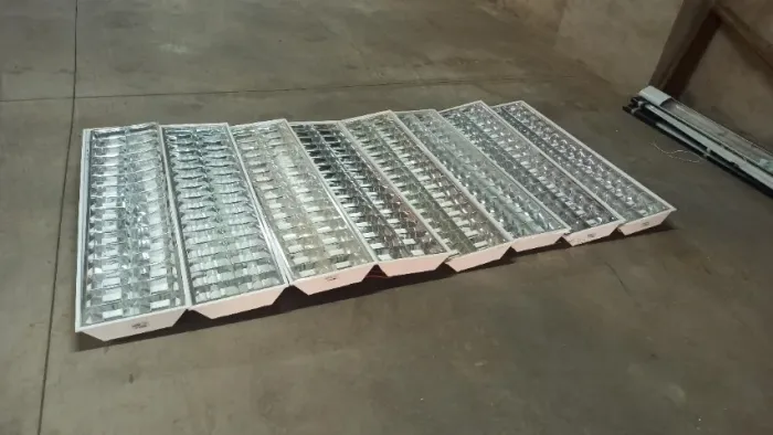 Estrutura lampada fluorescente