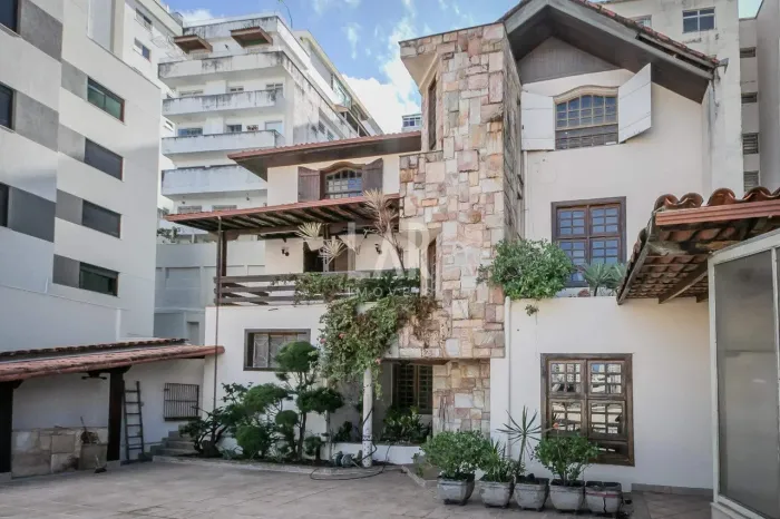 Casa à venda, 6 quartos, 4 suítes, 4 vagas, Serra - Belo Horizonte/MG