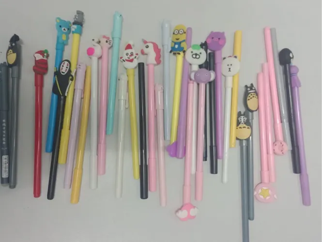 Canetas com Topo de Personagens - Diversas Cores