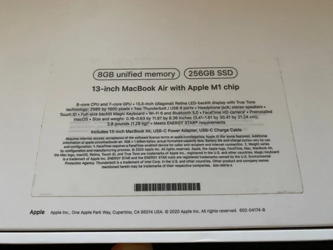 MacBook  Air M1 13inch 2020 8GB - 256GB SSD 29 ciclos apenas 