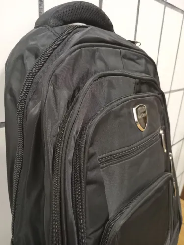 Mochila grande 52cm forte impermeável couro sintetico nova 