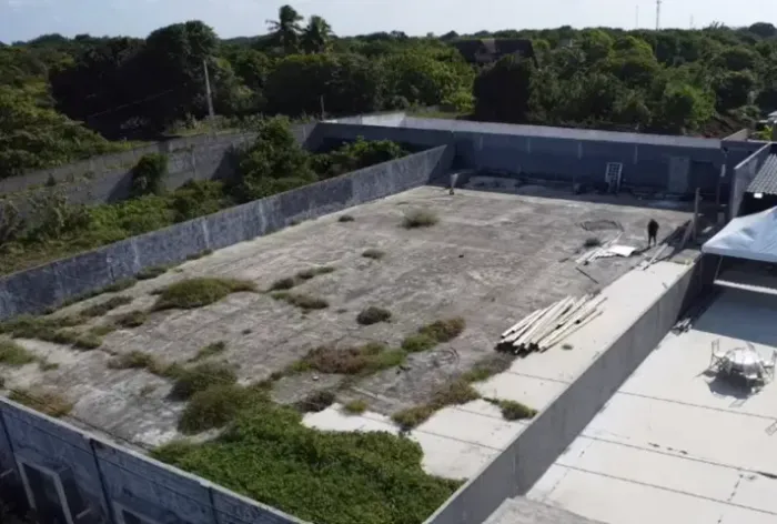 Alugo terreno 12 x 39 em frente à Estação Ciências