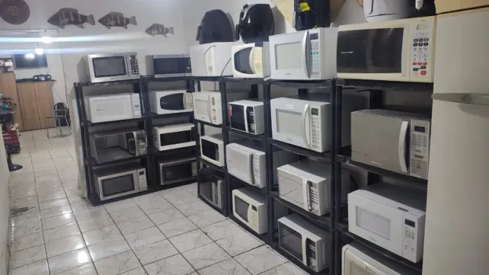 Microondas com garantia dependendo do local fazemos entrega 