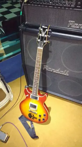 Guitarra Ibanez Artist - Com Kit EMG 85 / 85 