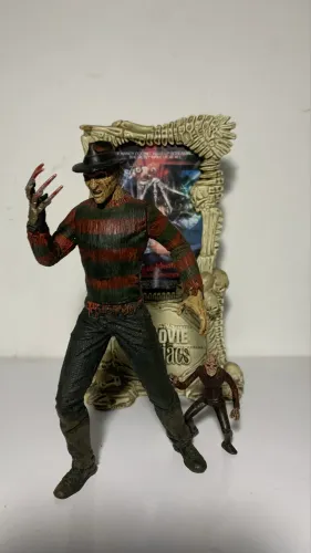 Freddy krueger Movies Maniacs Mcfarlane Toys 