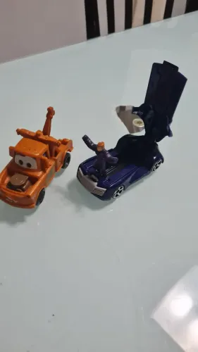 Carrinhos Carros Disney - Mate e Relâmpago McQueen