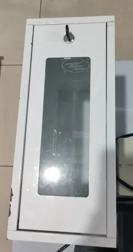 Mini Rack para Modem e Eletrônicos