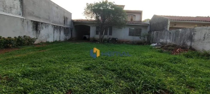 Sobrado com 5 quartos à venda, 207 m² por R$ 610.000 - Parque Avenida - Maringá/PR