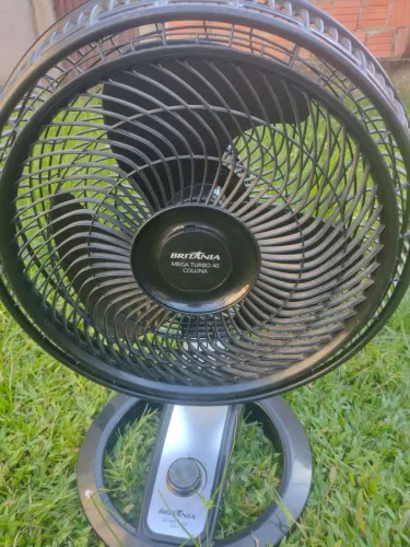 Ventilador Britânia Mega Turbo 40 Coluna
