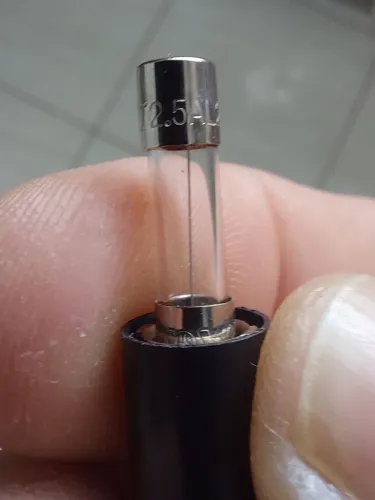 Lote 4un Fusível 5x20mm T2.5AL250V Retardo Ação Lenta para Subwoofer Ativo