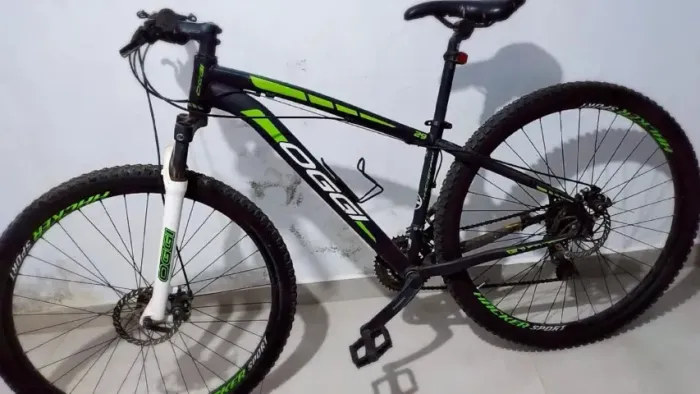 Bicicleta Oggi hacker aro 29