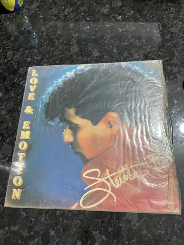 Disco de vinil love e emoções Stivie B