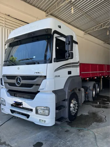MERCEDES BENS AXOR 2536 + CARRETA LIBRELATO 3 eixos LS