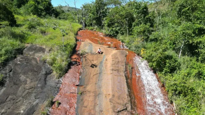 FAZENDA EM VALENÇA (95 ALQ. MINEIROS = 4.598.000,00 M²)