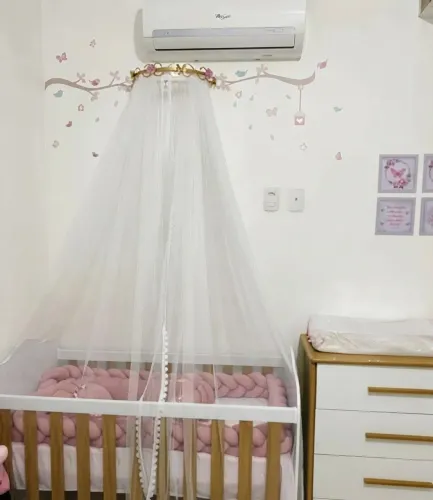 Vendo berço com colchão e Dossel com mosquiteiro