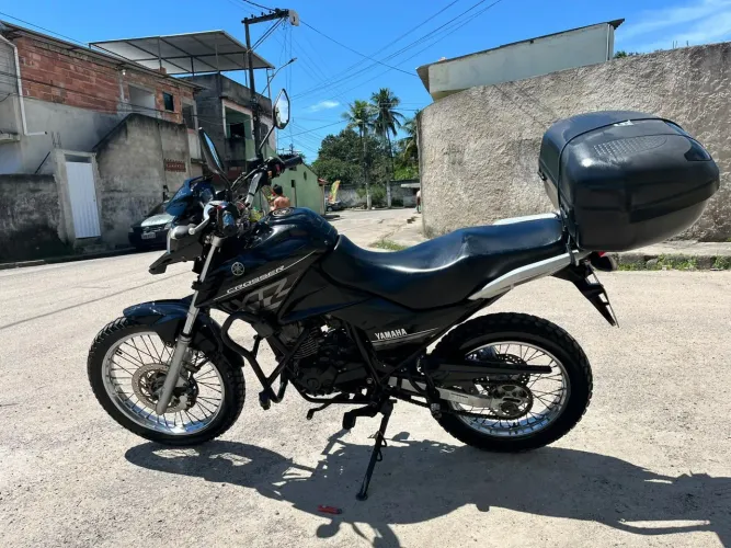 Crosser 2021 Preta