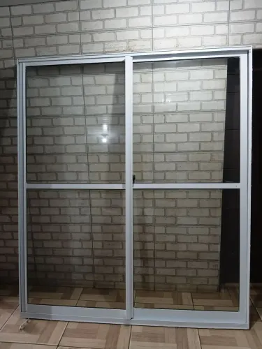 Porta alumínio 1m80x2m10 completa só instalar