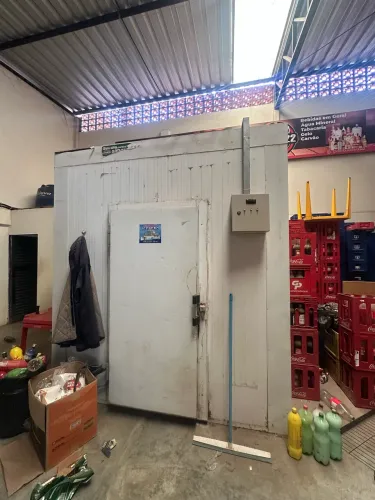 Câmera fria trifásica