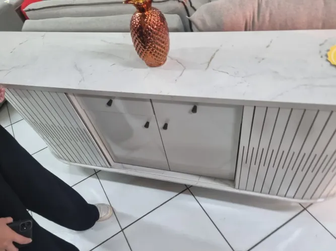 Vende-se aparador novo