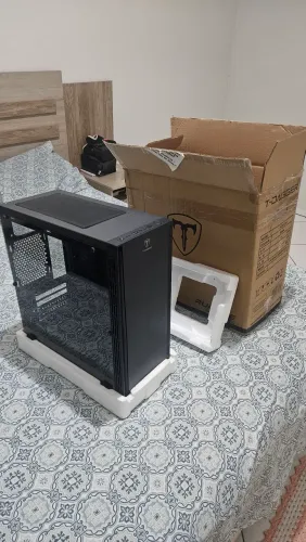 Gabinete Gamer T-Dagger Rumble SE nunca usado, ainda na caixa. NOVO