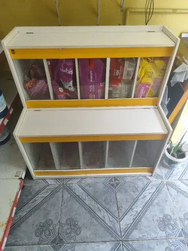 Expositor para ração 1.10x0.60 