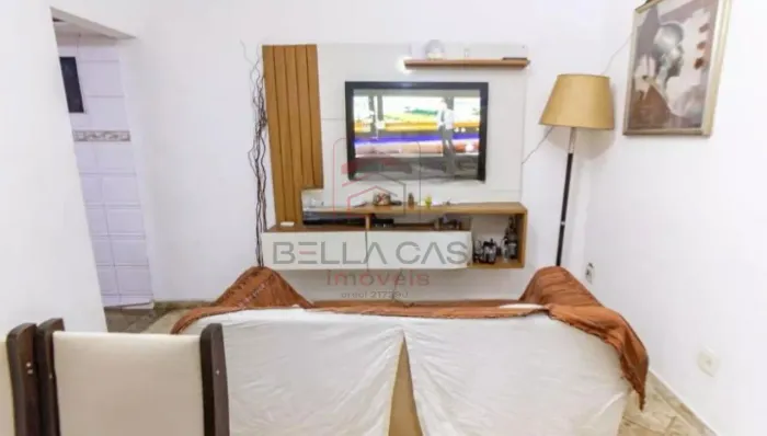 Casa Térrea à venda com 140m², 3 quartos e 2 vagas, quintal, churrasqueira