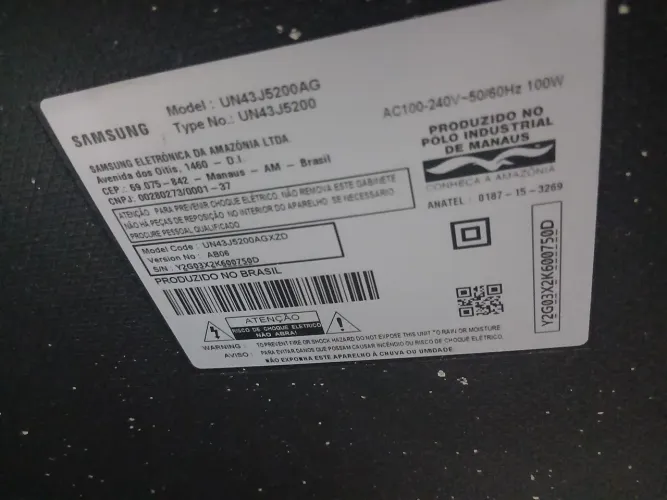 Tv para retirar peças 