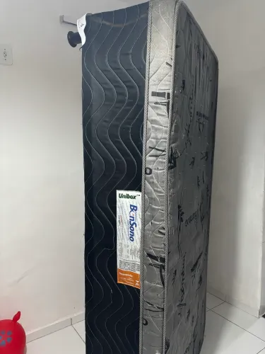 cama solteiro no sono