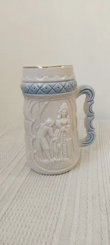 Caneco de cerveja item de colecionador 8° festival do chopp 1980 Santa Bárbara MG