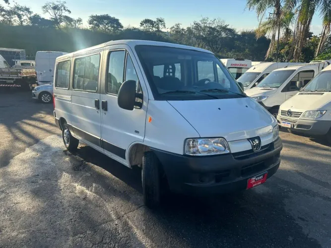 Peugeot Boxer 2.3 Minibus 15/16l TB Diesel. 2016