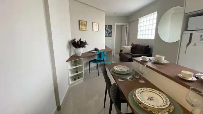 Apartamento no centro / 35m² / 1 Suíte / Piso laminado / Em Curitiba