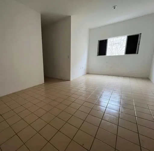 Vendo Apartamento no Feitosa
